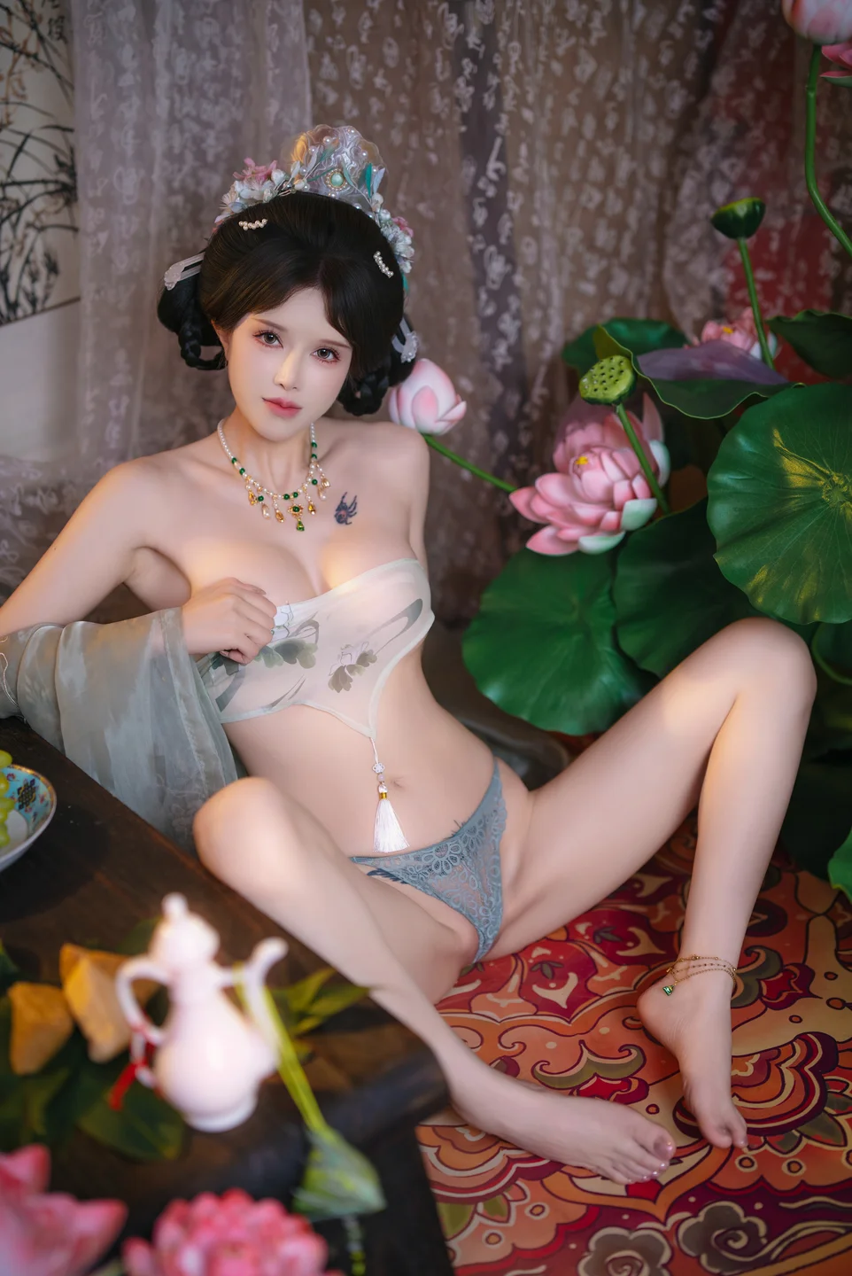 鹿八岁baby_No_107_粽你枕相思_130P,79GIF,1V_1_95GB tg@simisebaisi 【丝足阁】063.webp